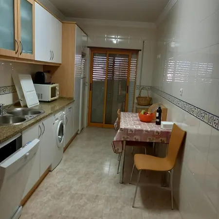 Lägenhet Vilamoura Seaside Serenity T3 Ap - Pool, Bbq, 3min Walk To
